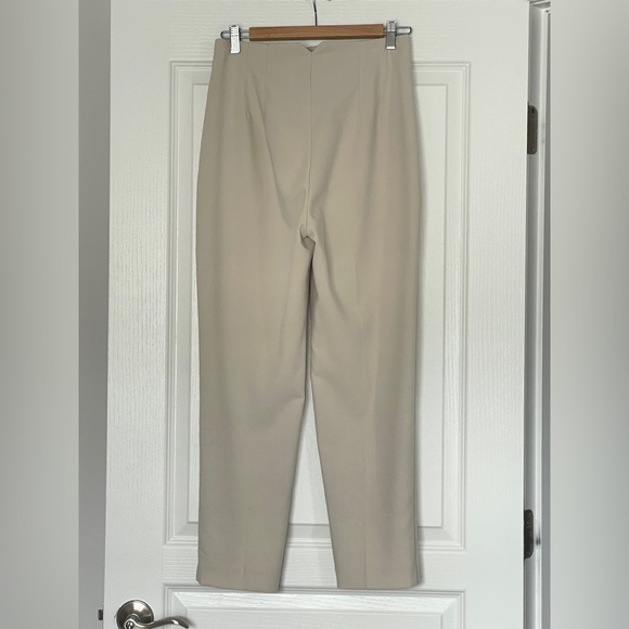 Zara Pants with a High Waist - Picture 4 of 11